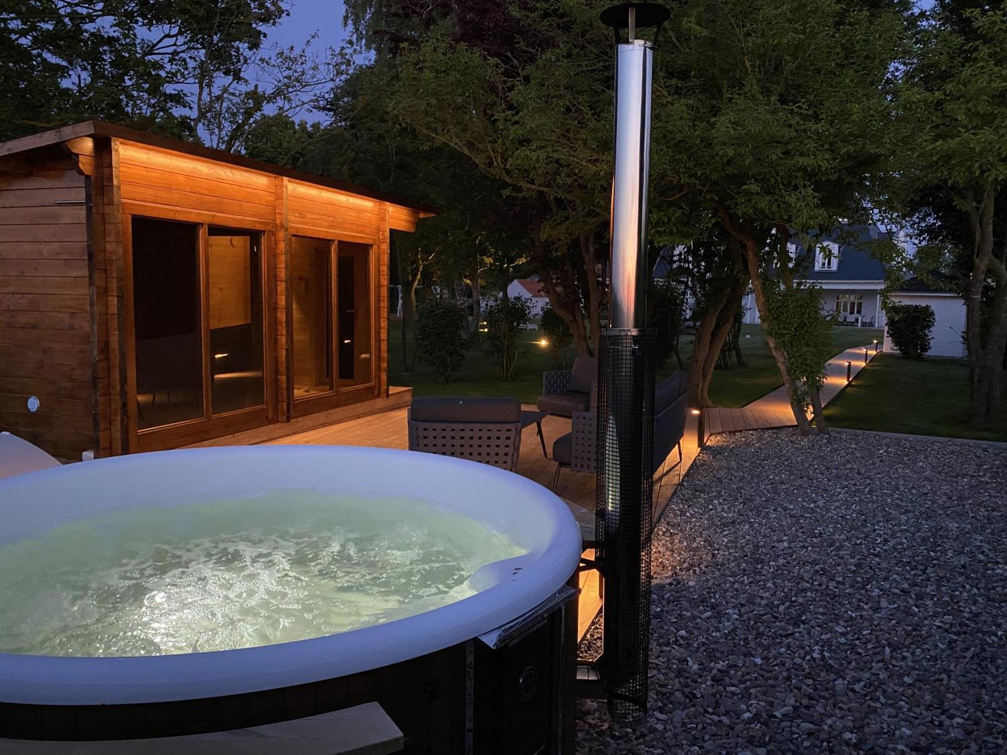 فندق Landhaus Luetjenhof Großenbrode المظهر الخارجي الصورة